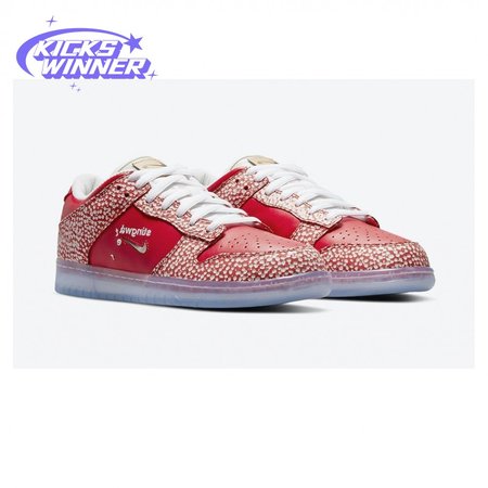 Stingwater x Dunk Low SB 'Magic Mushroom' Size 36-47.5